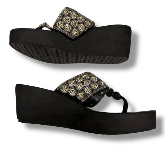 Yellow Box Black Embellished Wedge Flip Flops‎ Bling 9.5 - Picture 3 of 5